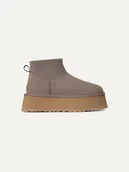 Botki damskie - UGG Skórzane botki "Classic Mini Dipper" w kolorze fioletowym - miniaturka - grafika 1