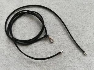 CHOKER kokardka rzemyk różne doczepki sznurek - Naszyjniki - miniaturka - grafika 1