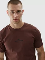 Koszulki sportowe męskie - Męski t-shirt  z nadrukiem 4F 4FWAW24TTSHM1585 - brązowy - miniaturka - grafika 1