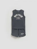 Spodnie i spodenki dla chłopców - Reserved - Bawełniany komplet - ciemnoszary - miniaturka - grafika 1