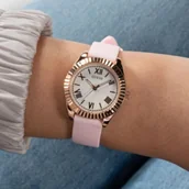 Zegarki damskie - Guess Mini Luna zegarek damski ze wskazówkami różowy pastelowy GW0724L3 - miniaturka - grafika 1