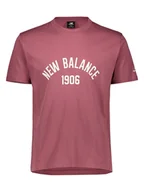 Koszulki męskie - New Balance Koszulka "Essentials Varsity" w kolorze różowym - miniaturka - grafika 1
