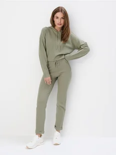 Mohito - Dzianinowe zielone spodnie - oliwkowy - Spodnie damskie - miniaturka - grafika 1