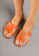 Klapki i japonki damskie - Pomarańczowe Klapki w Eleganckim Stylu Zdobione Perforacją Tillimira - miniaturka - grafika 1