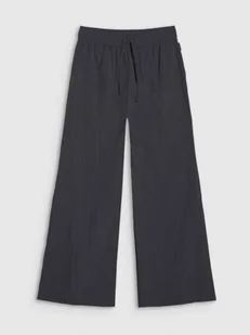Damskie spodnie casual 4F 4FWSS25TTROF1012 - czarne - Spodnie damskie - miniaturka - grafika 1