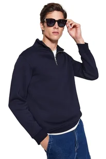 TRENDYOL MAN MĘSKA BLUZA Z ZAMKIEM I STÓJKĄ GRANATOWA GŁADKA L 5DA - Bluzy męskie TRENDYOL MAN MĘSKA BLUZA Z ZAMKIEM I STÓJKĄ GRANATOWA GŁADKA L 5DA - Bluzy męskie - miniaturka - grafika 1
