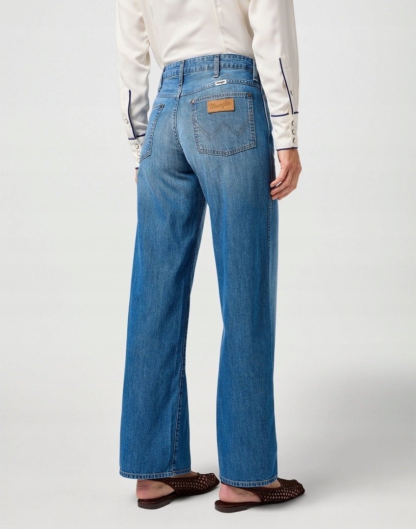 WRANGLER WORLD WIDE LIGHT HAND 112362657 26/32