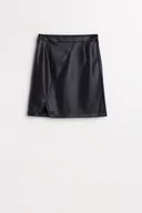 Spódnice - Krótka spódnica ze skóry ekologicznej, czarna - Greenpoint - miniaturka - grafika 1