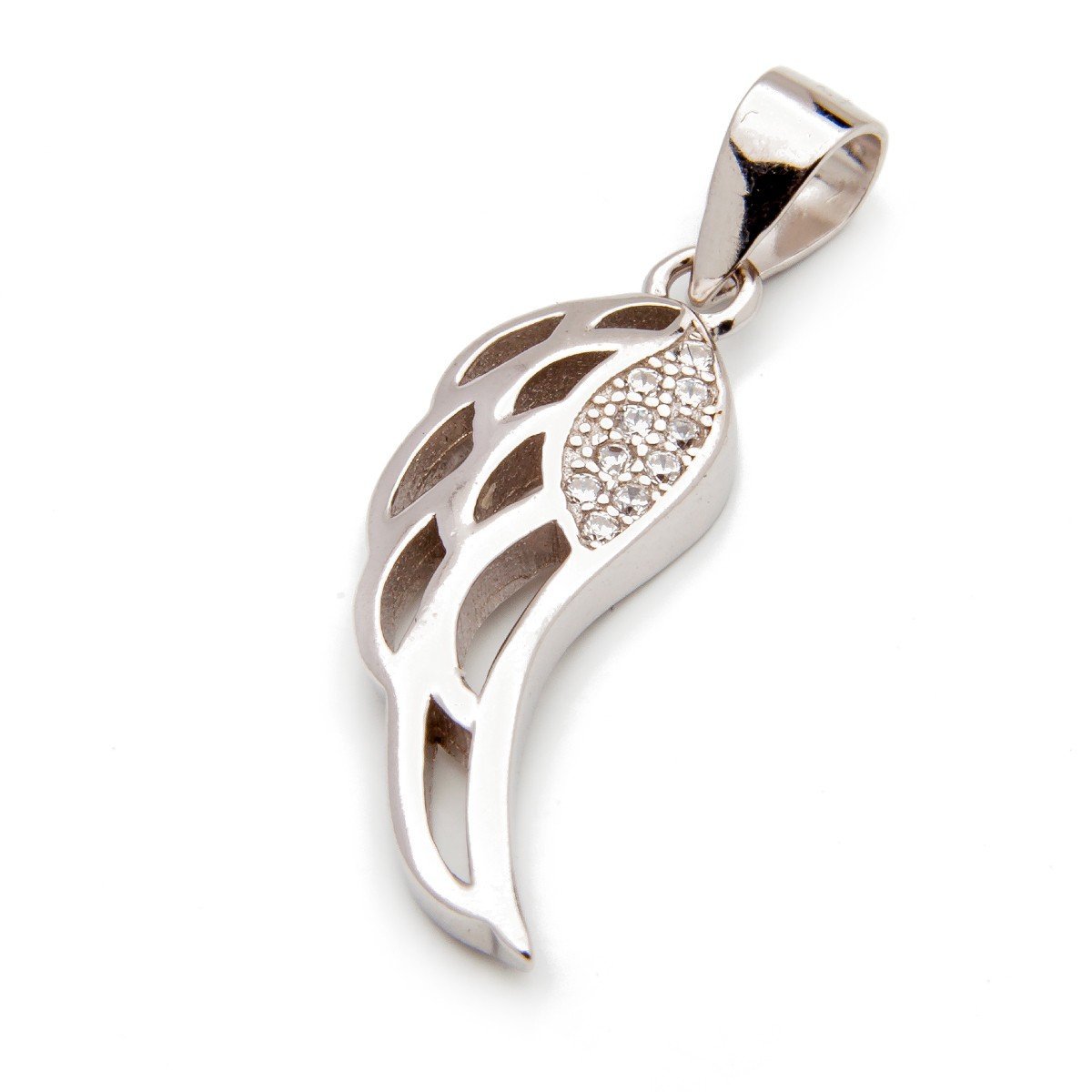 Srebrna zawieszka skrzydło z cyrkoniami