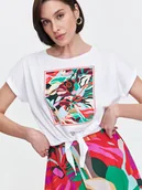 Koszulki i topy damskie - Biały t-shirt z kolorowym nadrukiem - miniaturka - grafika 1