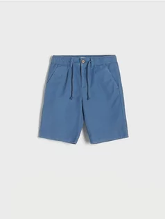 Spodnie i spodenki dla chłopców - Reserved - Bawełniane bermudy - granatowy - grafika 1