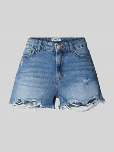 Szorty jeansowe o kroju regular fit z przetarciami model ‘JACI’ - Spodenki damskie - miniaturka - grafika 1