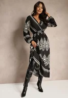 Sukienki - Czarna Wzorzysta Sukienka z Wiskozą o Kopertowym Kroju z Paskiem i Gumką w Talii Sagilaine - miniaturka - grafika 1