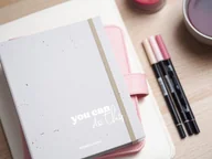 Kalendarze - Organizer KSIĘŻYCOWY A5 z kalendarzem dziennym 2025 - miniaturka - grafika 1