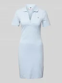 Sukienki - Sukienka polo o długości do kolan z wyhaftowanym logo - miniaturka - grafika 1