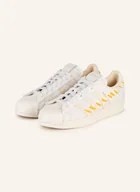 Trampki damskie - adidas Damskie trampki Hamburg Low-Top, Bianco Ftwr biały rdzeń czarny ciemnoniebieski, 46 EU - miniaturka - grafika 1