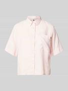 Koszule damskie - Bluzka koszulowa z detalem z logo - miniaturka - grafika 1