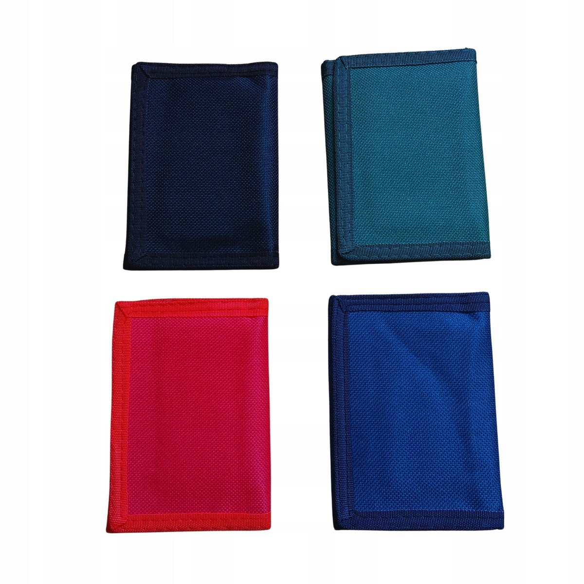 Portfel młodzieżowy damski materiałowy 12x7.5 cm z kieszeniami