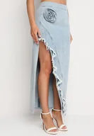 Spódnice - Jasnoniebieska Asymetryczna Spódnica Jeansowa z Wysokim Stanem z Kwiatem i Falbaną Queridia - miniaturka - grafika 1