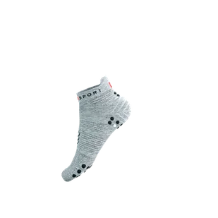 COMPRESSPORT Skarpetki do biegania krótkie ProRacing Socks V4 grey melange - Skarpetki sportowe męskie - miniaturka - grafika 8