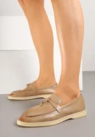 Mokasyny damskie - Ciemnobeżowe Mokasyny Zdobione Elegancką Aplikacją ze Skórzaną Wkładką Doreme - miniaturka - grafika 1