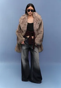 Stradivarius Płaszcz regularny ze sztucznego futra Kamień XS - Płaszcze damskie - miniaturka - grafika 1