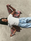 Spodnie i spodenki dla dziewczynek - Reserved - Jeansy straight z łańcuszkiem - niebieski - miniaturka - grafika 1