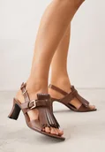 Sandały damskie - Brązowe Sandały na Słupku z Frędzlami z Przodu Cahriana - Renee - miniaturka - grafika 1