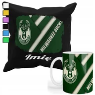 Gadżety dla niej i dla niego - ZESTAW KUBEK + PODUSZKA Z POSZEWKĄ- PREZENT DLA FANA MILWAUKEE BUCKS + IMIĘ - miniaturka - grafika 1