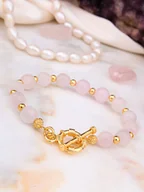 Bransoletki - L'Atelier de Gaia Pozłacana bransoletka z kwarcem różowym - miniaturka - grafika 1