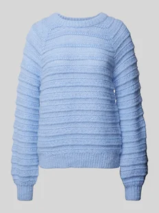 Sweter z dzianiny o kroju regular fit z fakturowanym wzorem model ‘JAYDA’ - Swetry damskie - miniaturka - grafika 1