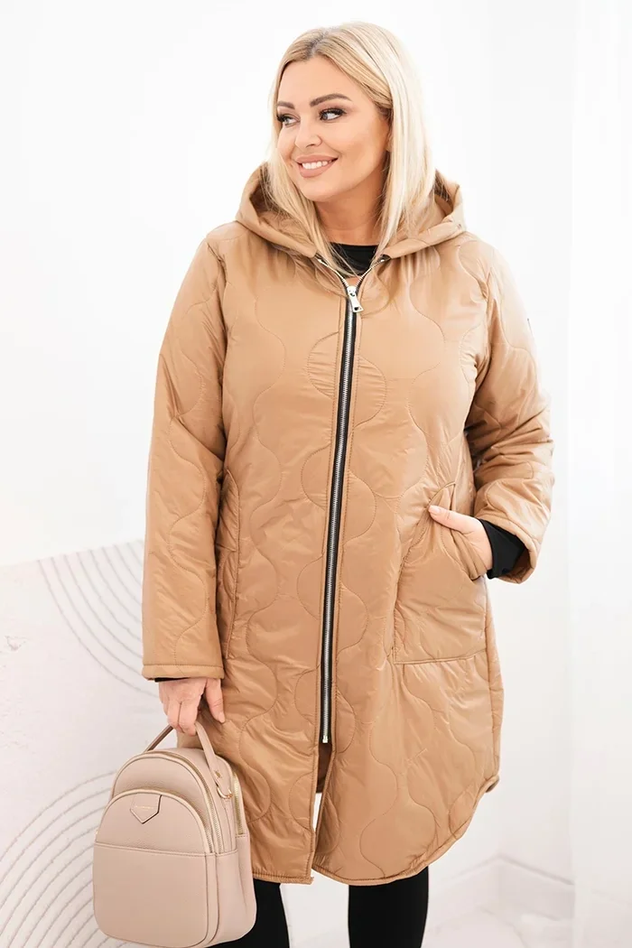 Kurtka damska Plus Size zimowa pikowana z kapturem camelowa Camelowy