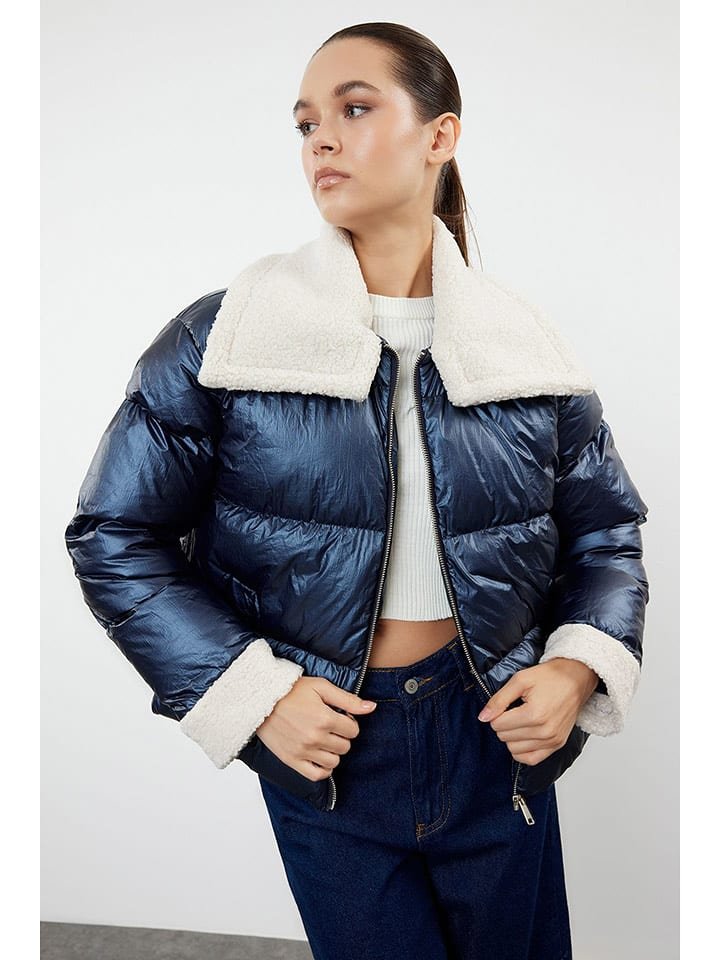 trendyol Kurtka zimowa w kolorze granatowym