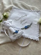 Pamiątka Chrztu Świętego - Haftowana szatka z okazji Chrztu świętego - miniaturka - grafika 1