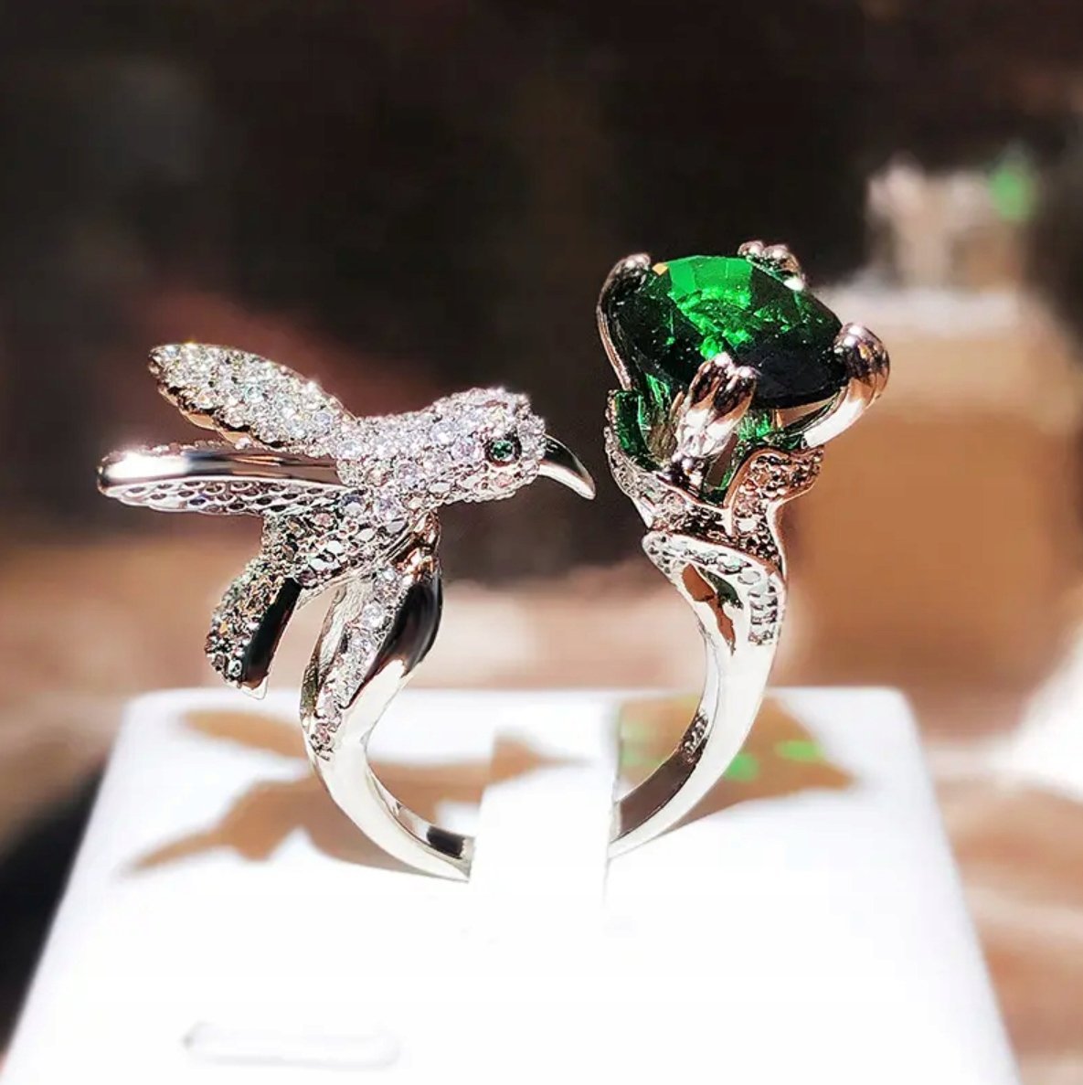 Srebrny Pierścionek Emerald Owalny 14 mm Cyrkonie Koliber Stal Chirurgiczna