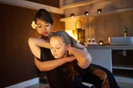 Czasopisma - Masaż tajski pleców, szyi i głowy w Tao Tao Balijskie SPA - miniaturka - grafika 1