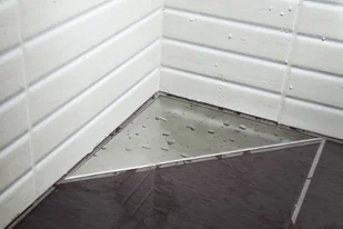 Odpływ narożny 25cm x 25cm Lorac PAN Trójkątny - Odpływy liniowe Odpływ narożny 25cm x 25cm Lorac PAN Trójkątny - Odpływy liniowe - miniaturka - grafika 1