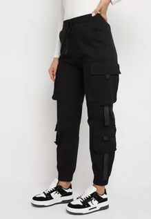 Spodnie damskie - Czarne Spodnie Joggery z Kieszeniami Naelindra - grafika 1
