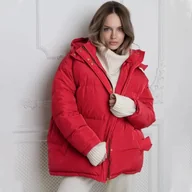 Kurtki damskie - Puchowa kurtka damska wiązana w pasie - Czerwony - miniaturka - grafika 1