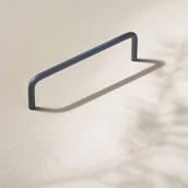 Zawiasy, okucia i inne akcesoria - Uchwyt meblowy podłużny Thread 128 Metalowy Niebieski - miniaturka - grafika 1