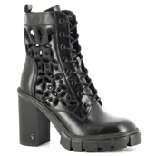 Botki damskie - Czarne trzewiki ażurowe CARINII - Carinii - miniaturka - grafika 1