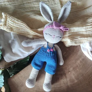 Króliczek przytulanka bawełniana maskotka na szydełku Little Bunny - Maskotki i pluszaki Króliczek przytulanka bawełniana maskotka na szydełku Little Bunny - Maskotki i pluszaki - miniaturka - grafika 1