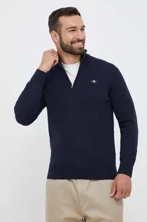 Swetry męskie - Gant sweter bawełniany kolor granatowy - grafika 1