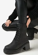 Botki damskie - Czarne Botki Sztyblety na Podwójnej Podeszwie ze Żłobieniami z Elastyczną Wstawką Mariselle - miniaturka - grafika 1