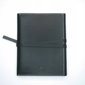Notesy i bloczki - Okładka skórzana na notes A5 czarna elegancka na prezent OLIVKA - miniaturka - grafika 1