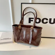 Torebki damskie - TEMU Damska Torba Tote o Dużej Pojemności – Eleganckie Złote Okucia i Łańcuszkowy Pasek, Zamknięcie na Zamek, Okrągły Kształt, Złotobrązowa i Czarna - miniaturka - grafika 1