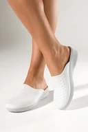 Klapki i japonki damskie - Białe klapki damskie Inblu sanitarne medyczne skórzana wkładka soft 50000033-CA - miniaturka - grafika 1