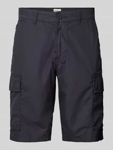 Bermudy o kroju regular fit z kieszeniami cargo - Spodenki męskie - miniaturka - grafika 1