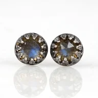 Kolczyki - Kolczyki sztyfty oksydowane Petite z labradorytem - miniaturka - grafika 1