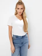 Koszulki i topy damskie - Mohito - Biały t-shirt z bawełną i wiskozą - biały - miniaturka - grafika 1